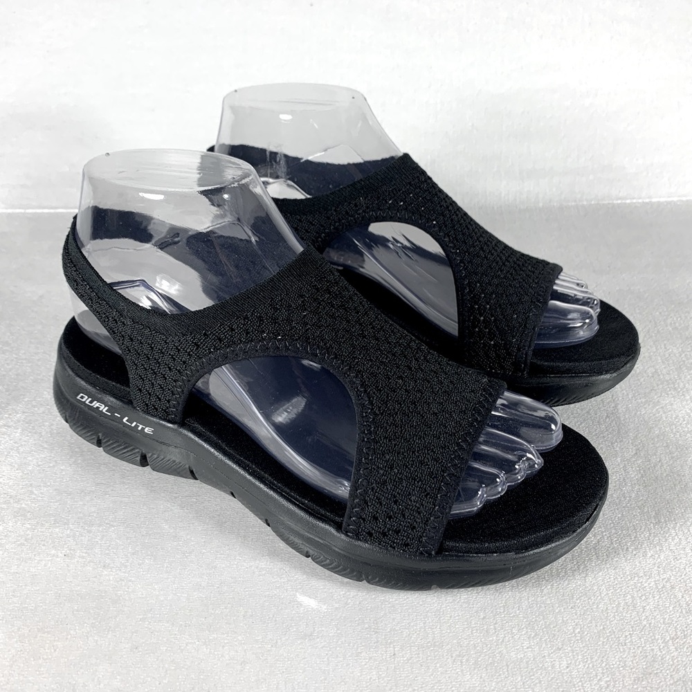 Skechers Women's Flex Appeal 2.0 - Deja Vu Sandal in Black Size 6